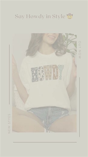 Western Howdy T-Shirt | Boho Cowgirl Aesthetic Graphic Tee