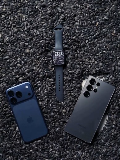 Display compression Which is best ?? Which is better ?? . . . . . . . #upcomingtechgalaxy #iphone17pro #iphone17promax #samsunggalaxy #galaxys25ultra