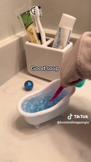 How to Make a Contact Lens Ball - Step by Step Guide