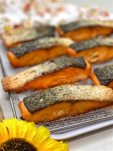 3.9K reactions · 90 shares | Cooking with heels makes the food...