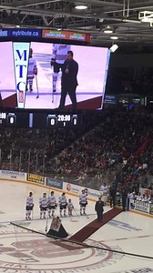 The Oshawa Generals welcomed Eric Lindros to the ice tonight, to take part in a ceremonial puck drop to celebrate his induction into the Hockey Hall of Fame! | Oshawa Generals Hockey Club