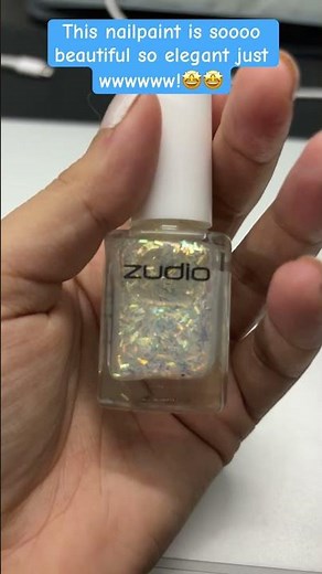 ✨ Sparkle and Shine with this Mesmerizing Glitter Nail Polish! ✨