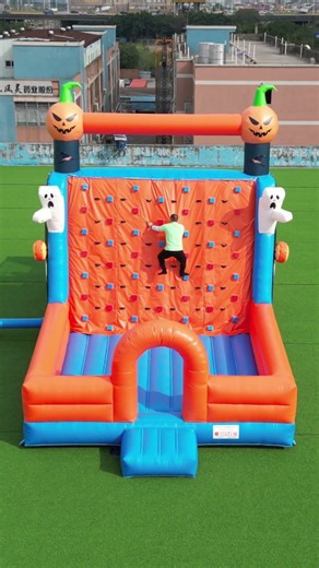 🕷️ SPIDER-MAN MODE ACTIVATED! Workers Race Up This Epic Inflatable Climbing Park 🎃#halloween