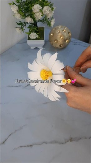 DIY Flower Gift 🌼🥰💕 #flower #cutegift #subscribe #javiarts #diygift #flowergift flowergif