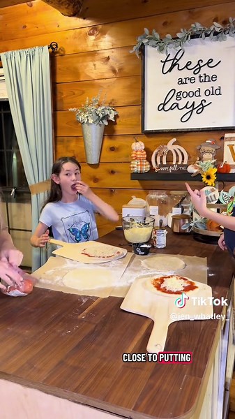 Cooking Pizza at Home: Fun with Kids