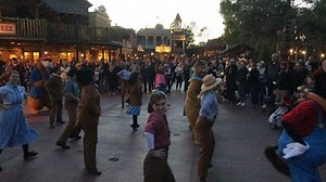 6.8K views · 200 reactions | ‪Cast members and characters dancing in Frontierland. #magickingdom #disney #frontierland #wdw #disneyworld #dancing | Attractions Magazine | Facebook