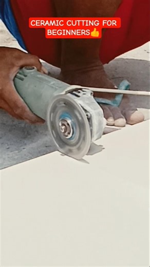 Don’t Cut Tiles with an Angle Grinder Before Knowing This!#youtubeshorts#ceramic #construction