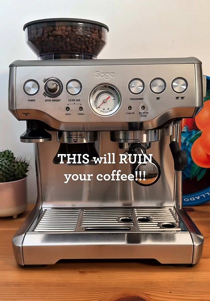 Mastering Coffee Extraction with Your Razor Tool