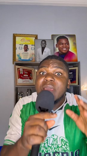 5.9M views · 282K reactions | Breaking news spread this news to your family ooooooo 梁梁梁 | Bishop of Comedy.Parrot Mouth | Facebook