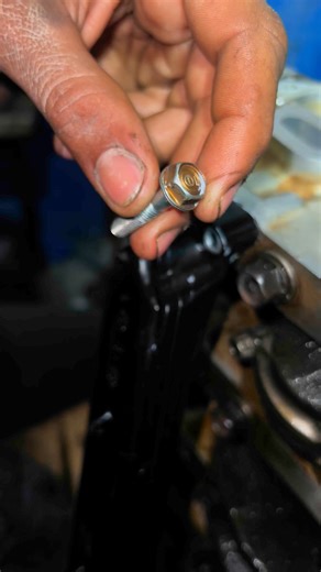 Engine Oil Filter Bolt Fitting #engine #oil #filter #bolt #fitting #mz #alsharifauto #process #mz #shani #shortvideo #catalyticconverter #fix #advice #hafizabad #fuelavarage #abdullahautoelectrician #google #fyp #liquimoly #tiktok #civic #bscarinformation | Al Sharif Auto Care