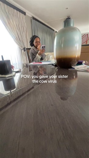 i fixed her phone guys😭😭😭😭😭😭 #moovirus #fyp #xyzbca #tiktoksouthafrica