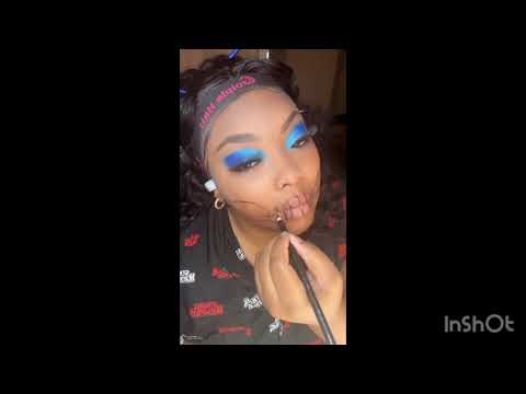 Kitana makes a tutorial for Mortal Kombat￼