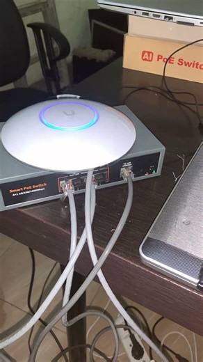 Configuring unifi Ubitiqui as access point…….