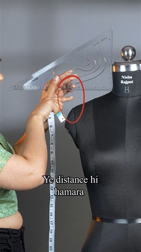 Nisha Rajput || Fashion Designing Institute || New Delhi on Instagram: "“Shoulder down ka matlab hota hai natural shoulder slope ko sahi tarike se mark karna.” “Har body type ka shoulder down same nahi hota, isliye measurement person-to-person change hota hai.” “Agar shoulder down kam liya, to blouse ya dress upar uthti hui lagegi.” “Zyada shoulder down lene se neckline aur armhole loose feel karega.” “Perfect fitting ke liye shoulder down hamesha body ke natural fall ke according lena chahiye.”