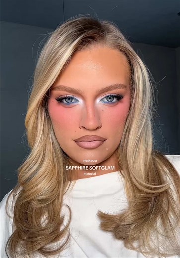 Sapphire Soft Glam Makeup Tutorial with Coloured Liner