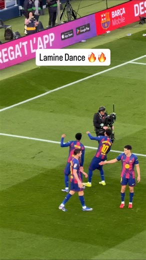 ‎Modar Alarab - مُضَر العرب‎ on Instagram‎: "Baile de Lamine 💙❤️ Lamine dance رقصة لامين #Lamine #FCBarcelona #Football #برشلونة #barcelona"‎