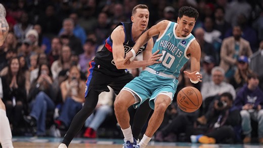 Duncan Robinson called out for walking away during Hornets brawl
