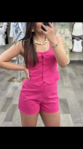 Colores texturas estilos todo está llegando hermoso para esta primavera 2025 #modafeminina #mayoreoymenudeo #mujer #vestidos | Barbara | Facebook