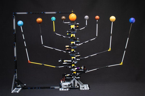 LEGO MOC-170600 Solar System model (Technic 2024)