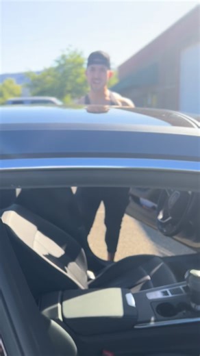 🤣 4 yrs ago Lmao What movie is this from?! 🎥 Drop down below if you know 👊🏽 | gasmoney1