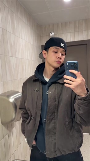 Эrr (@xll.err)’s videos with into it - vivi'