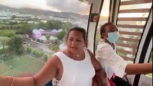 349K views · 10K reactions | AVANT-GOUT TELEPHERIQUE Nahazo teleferika zareo eto St Denis La Réunion ny faran‘ny herinandro lasa teo. Dia mety ho toy izao hagegenay izao izany no ataon-tsika hisanatra teleferika  Dia efa miomana aby!!!! | Angano mampisaina - Hasina Bandy Mandamina | Facebook