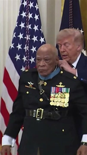 Emotional Moment Trump Links Arms With 88-Year-Old Vet During Medal of Honor Ceremony #shorts