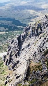 🎥 UTMB LIVE comes to South Korea! TransJeju by UTMB brings the action to Jeju Island, a UNESCO World Heritage site dominated by Hallasan, South Korea’s highest peak. From volcanic trails and lush forests to dramatic cliffs and crater lakes, top international athletes will face a true ultra challenge. 📺 Watch on 👉 live.utmb.world with: 📊 Live tracking & LiveTrail® stats 💬 Live Chat to interact with commentators, fans & guests 📆 Saturday, Oct 18 | 🕗 From 6:45 A.M. (local time, UTC 9) – Live