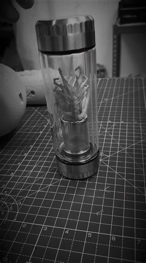 Facehugger de Alien impreso en 3D para cosplay