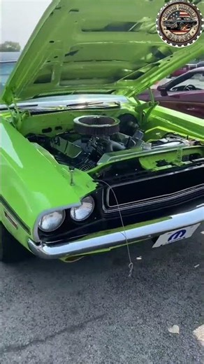 Spotless Mopar Engine Bay! 🟢🔥 Classic Challenger #Shorts