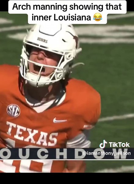 Arch Manning Spectacular Touchdown Catch - Texas Football Highlights