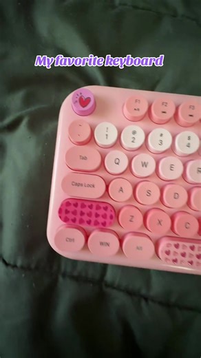 This keyboard is so pretty! It comes in other colors as well 🥰 #tiktokshop #keyboards #electronics
