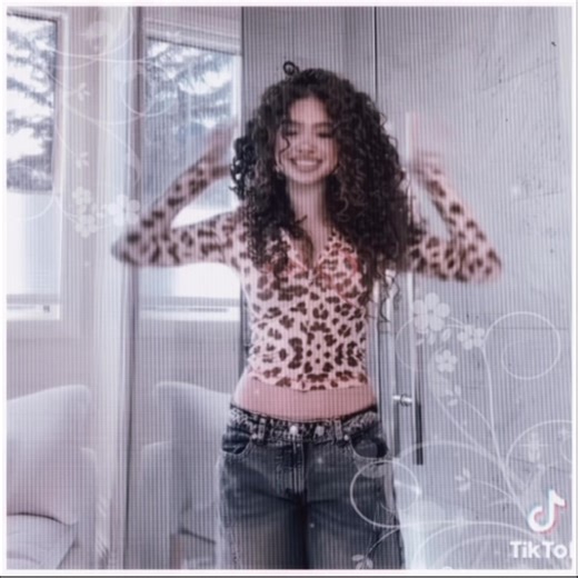 queen right here :: #demitrakalogeras #capcut #kalogerassisters #demitrakalogerasedit #fyp :: ib/rm- :: scp- @𝓇𝒾𝓇𝒾𝜗𝜚 @alinasscps @milinascenes :: tags💕- @marie @ash 🧟‍♀️ @demitrakalogeras @camila ੭୧ (let me know if you dont want to be tagged!!)