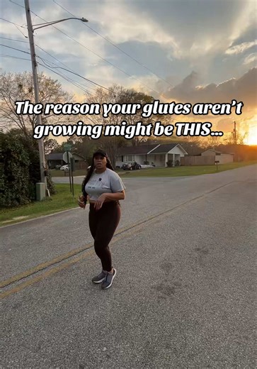 Walking is great for cardio… but if you want real glutes and hamstrings, you need resistance. This squat machine helps target your glutes, thighs, and core right at home. Adjustable, beginner-friendly, and perfect for building that lower body strength. #homeworkout #glutesworkout #lowerbodyworkout #fitnessfinds