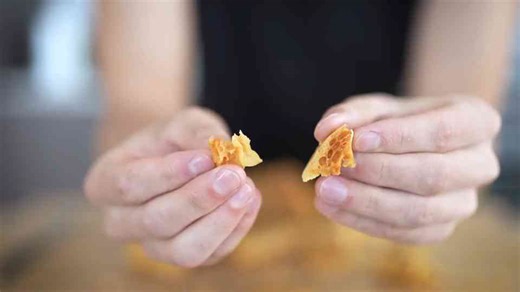 Honeycomb candy turns sugar into a controlled chemistry experiment