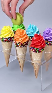 Adorable rainbow macaron ice cream ideas