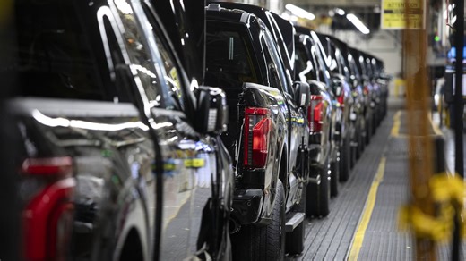 Here's why U.S. auto factories are so unproductive