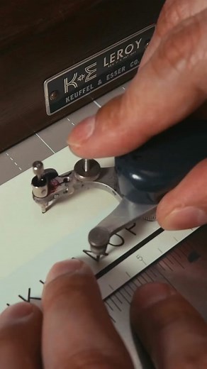 NEW YORK ✨️ ⚜️ @made.by.edgar Mechanical lettering is sometimes done using a pantograph, a device consisting of four bars (