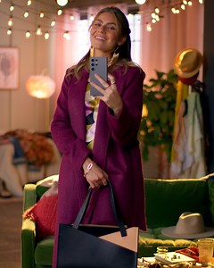 1.7K views · 1.7K reactions | Get the new Samsung Galaxy S24 Ultra with crisp zoom and titanium design, featuring Circle to Search with Google for an amazingly personal search experience. | Best Buy | Facebook