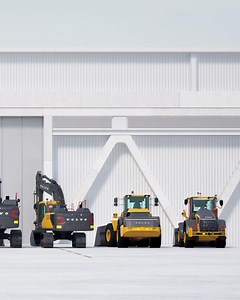 12K views · 95 reactions |  BIG NEWS! Schaltet einen Gang höher und bleibt eurer Konkurrenz voraus - mit Volvo Construction Equipment. Entdeckt unsere aktuellen und kommenden Neuheiten, die wieder einmal neue Maßstäbe setzen  ➡️ https://pulse.ly/umotz2lpak #volvoce #volvoce_de #news #volvodays #zeitfürveränderung | Volvo Construction Equipment Deutschland | Facebook
