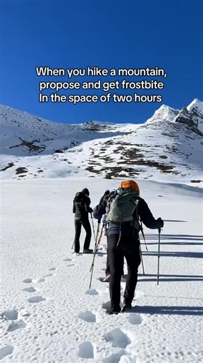 Swings and roundabouts I guess 🤷‍♀️ #everestbasecamptrek #everestbasecamp #nepal #Hiking #travel 🎥Molly | Nepal Mount Everest