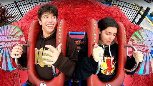 Andre & Andressa | Magical Midway SlingShot