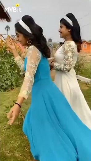 Teri pyari pyari do akhiyan