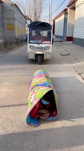 Funny Outdoor Interaction with a Colorful Carpet