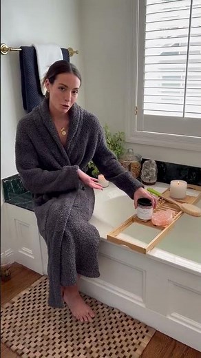 Relax with Himalayan Sea Salt Bath Soak