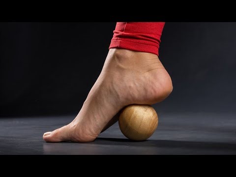 Daily practice 3: Ball rolling with 🦶 foot