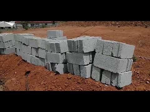 How to Step Fence Construction on Sloping Ground and Hilly Terrain
