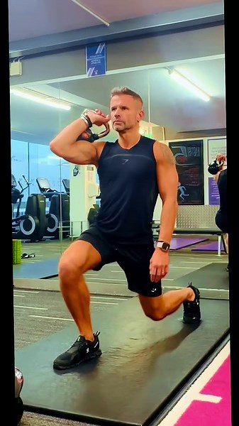 Torch Fat and Build Muscle with This 6-Move Kettlebell Circuit