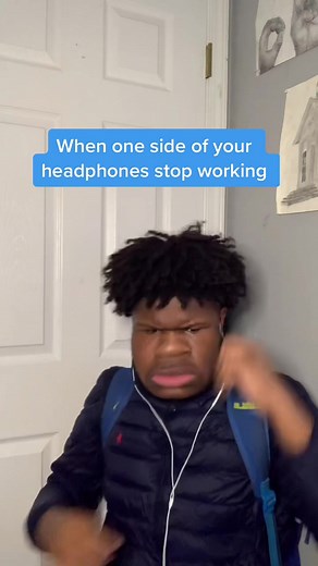 How to Fix One Side of Headphones Not Working