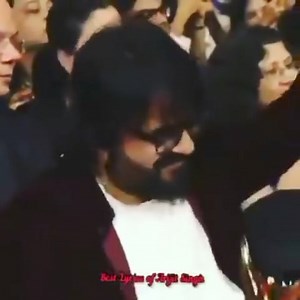 429K views · 10K reactions | Arijit Singh Singing Channa Mereya At Awards Show 朗❤️ | Arijit Singh World | Facebook